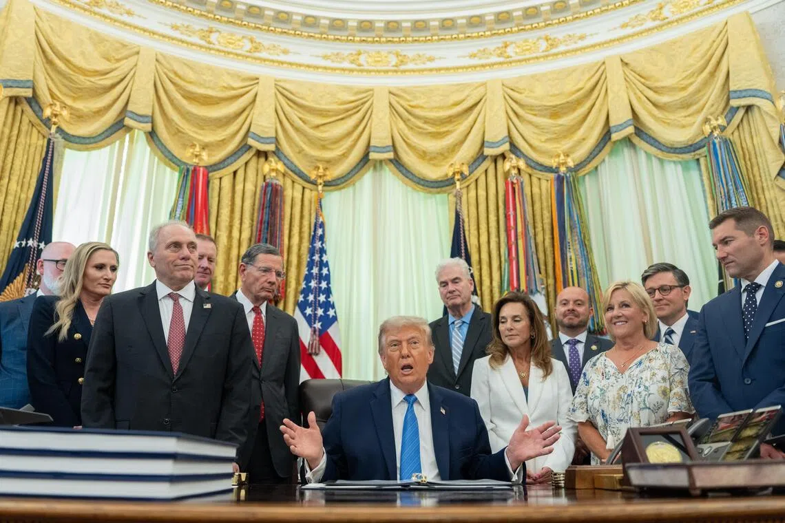 Trump İran'ı Tehdit Etti: 'Anlaşma İçin Bizi Enayi Yerine Koyuyorlar