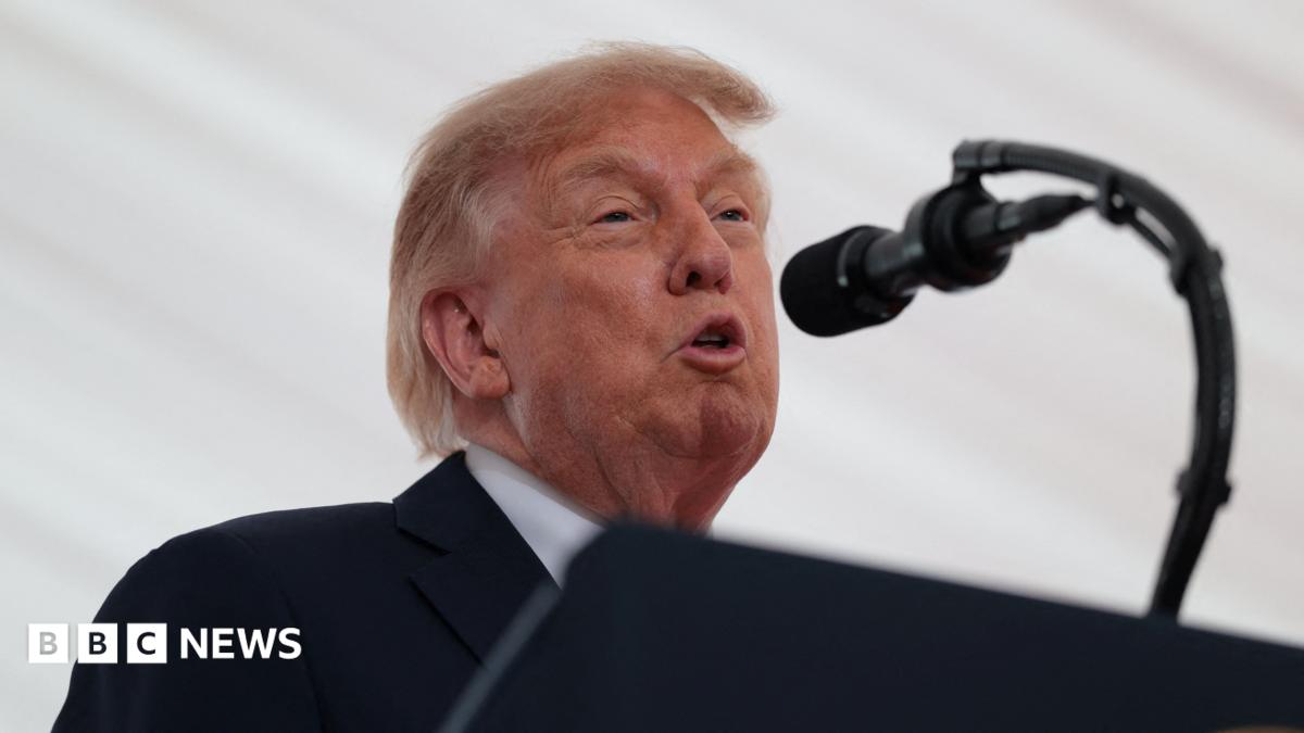 Trump İrlanda'ya iki günlük ziyaret için geliyor