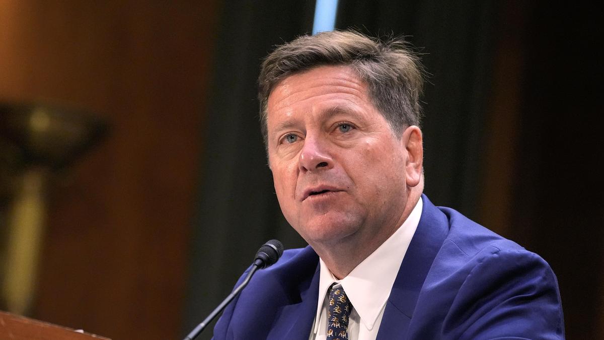 Trump, Ulusal İstihbarat Direktörü Jay Clayton'ı Yeni Federal Yapay Zeka Görev Gücüne Atadı
