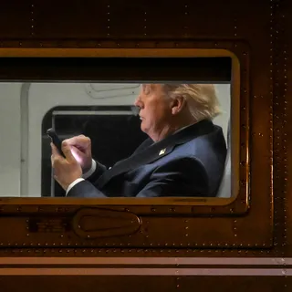 Trump'ın seçtiği kamu reklamları ara seçim öncesi artıyor