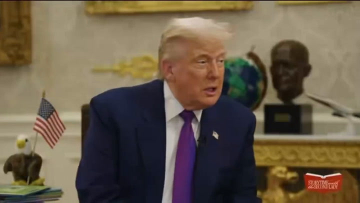 Trump'ın kitap kulübü itirafı: 'En çok kendimle ilgili yazıları okuyorum