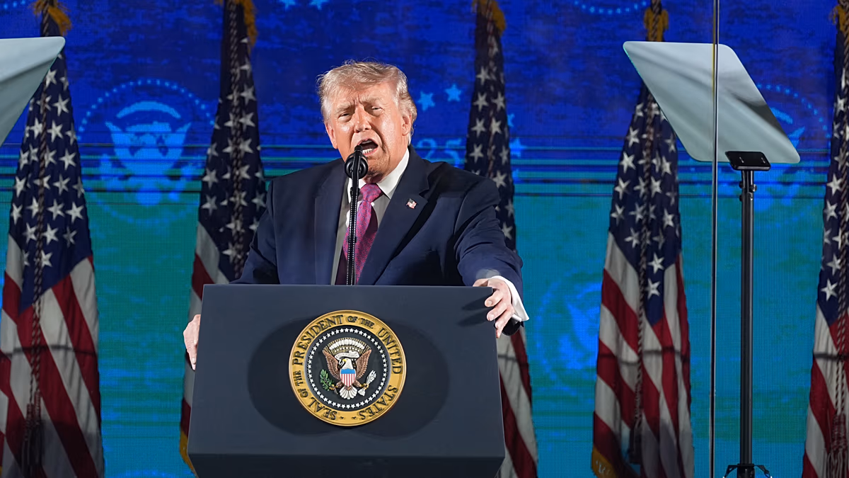 Trump'tan 'Komünizm Tehdidi' Uyarısı, Vaşington Geçit Töreni İptal