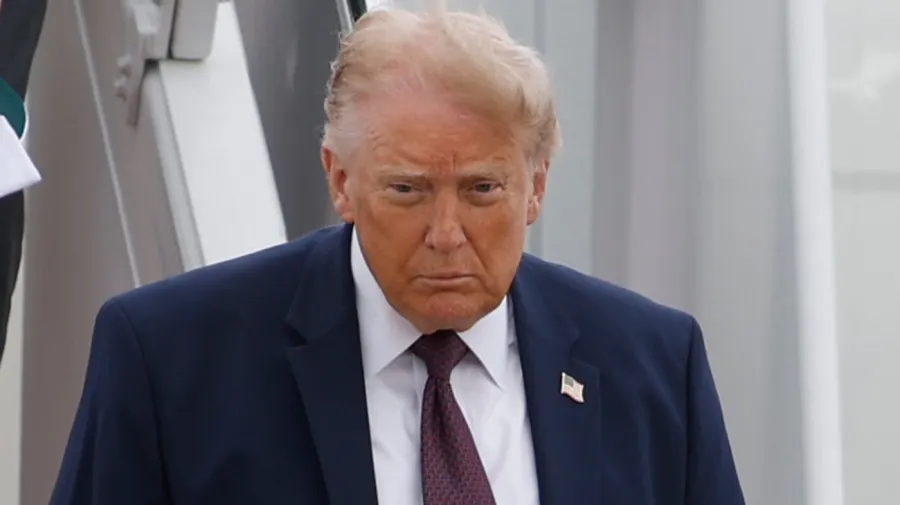 Trump, konut yasasını imzalamayı erteledi, SAVE Yasası'nı bekliyor
