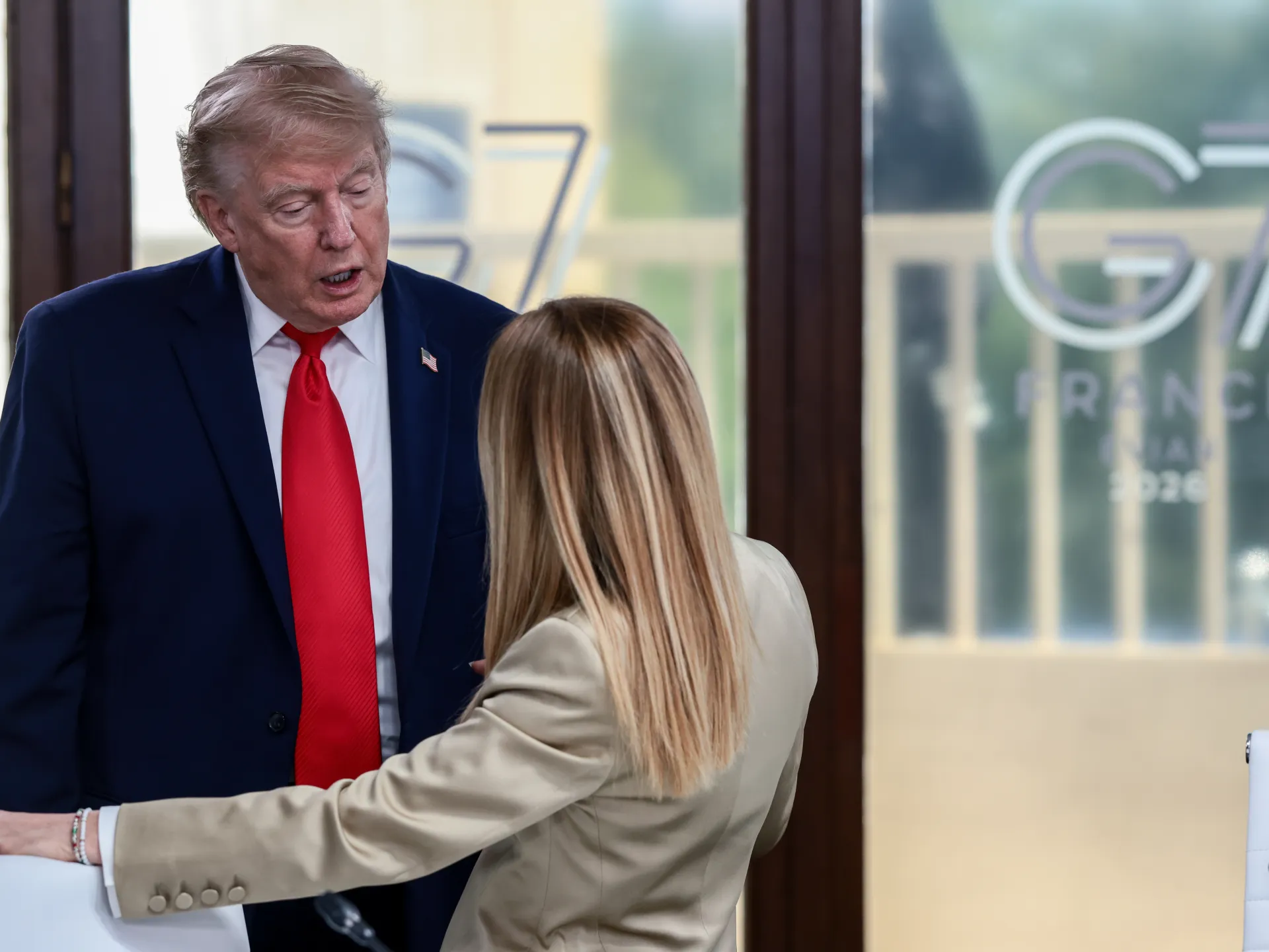 Trump'tan Meloni'ye: 'Fotoğraf İçin Yalvardı