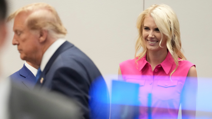 Trump ve Natalie'nin özel ilgisi neden tartışma yaratıyor
