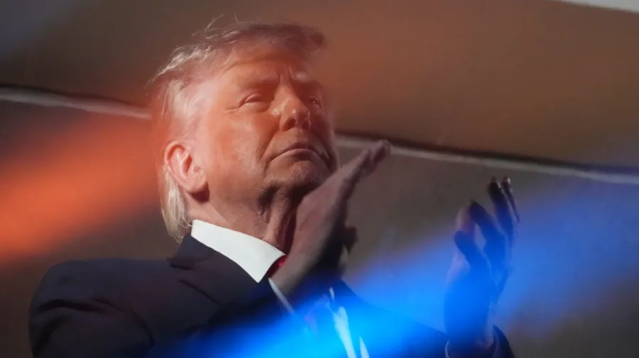Trump'tan NBA'e 'solcu' ama 'harika' yorumu