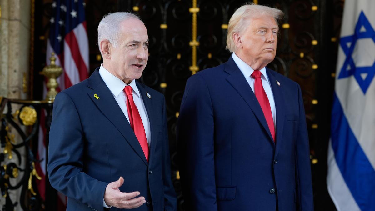 Trump'tan Netanyahu'ya İran'a saldırı uyarısı: 'Barışa çok yakınız