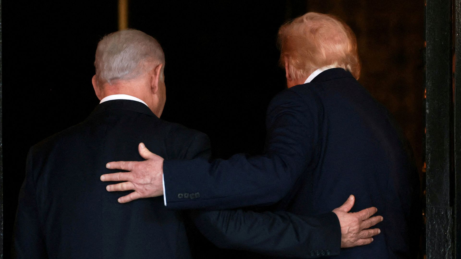 Trump Netanyahu'yu Zor Bir Seçimle Baş Başa Bıraktı
