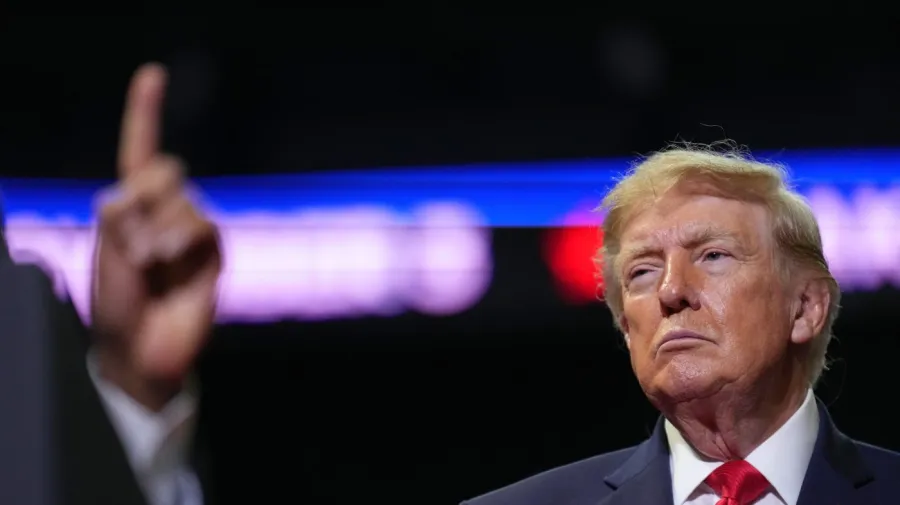 Trump, Ohio mitinginde Minnesota ve Omar'ı hedef aldı