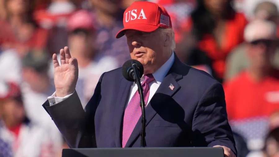 Trump'ın Onay Oranı Fox Anketinde Rekor Düşük Seviyede
