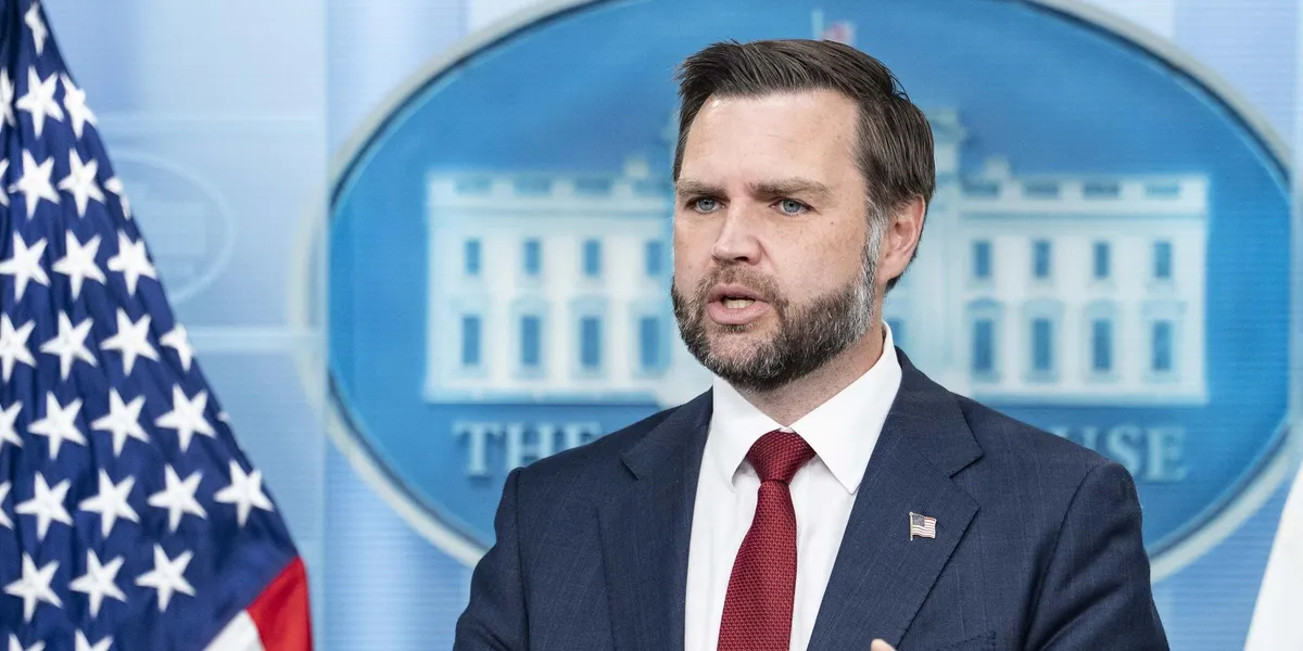 Trump'ın 'Önce Amerika' politikası savaşlarla sınanıyor