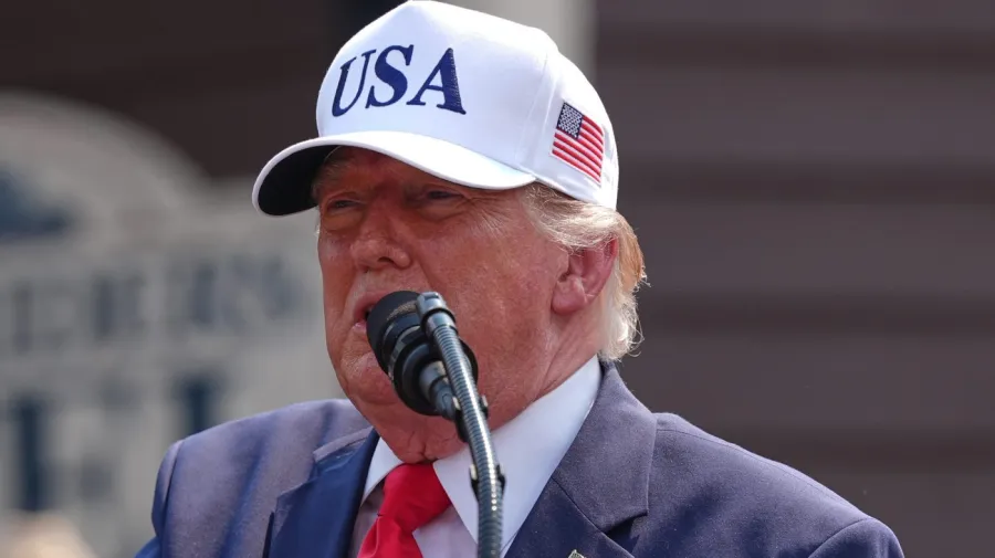 Trump: Petrol fiyatları yeterince hızlı düşmüyor