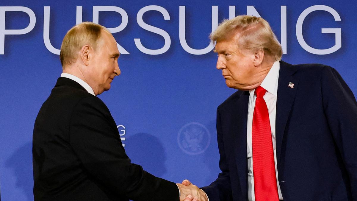 Trump: Putin ile görüşme sonrası Rusya ABD'ye dizel sevk edecek