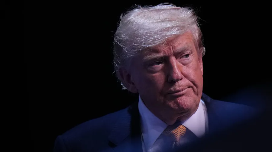 Trump'ın Seçim Komisyonu'na Müdahalesi Endişe Yaratıyor