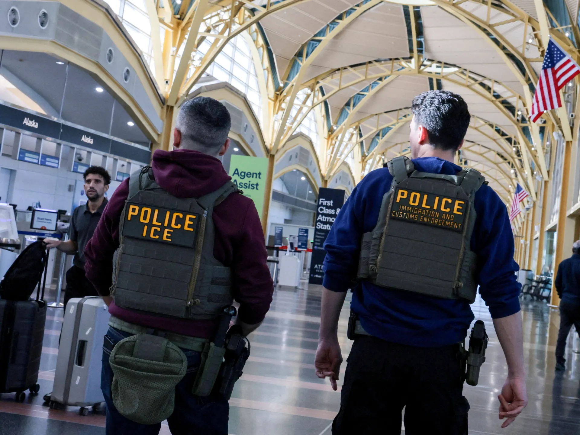 Trump'ın Sınır Politikaları Şefi, ICE Saldırısı Sonrası Güvenlik Açıklarını Araştırıyor