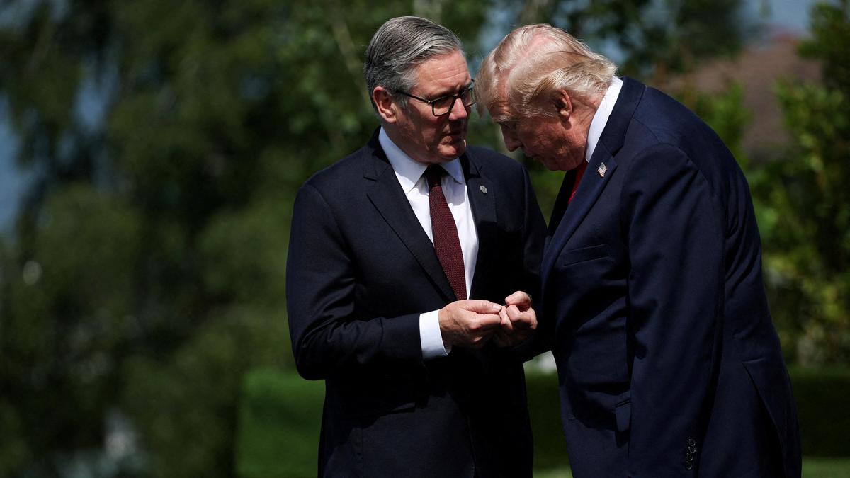 Trump'tan Starmer'a geçmiş olsun mesajı