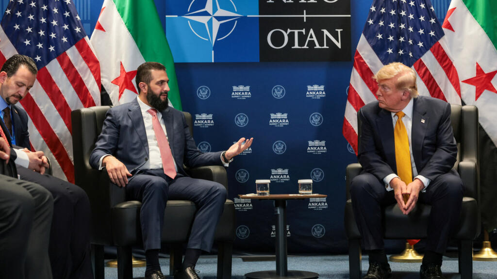 Trump, Suriye'yi terör listesinden çıkarma sürecini başlattı