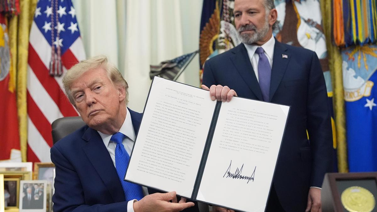 Trump'tan doğumda vatandaşlığı sınırlayan iki düzenleme