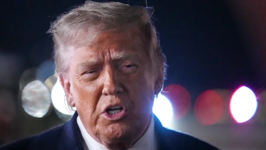 Trump'tan İran'a tehdit: 'Yaşadıklarının bedelini ödeyecekler