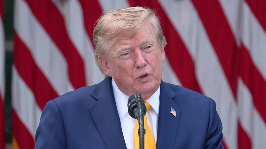 Trump, Teksas'ta Paxton'a Destek İçin Kritik Ziyaret