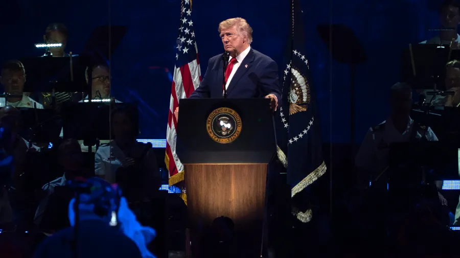 Trump, Temiz Hava Yasası'nı İhlal Eden Dokuz Kişiyi Affetti