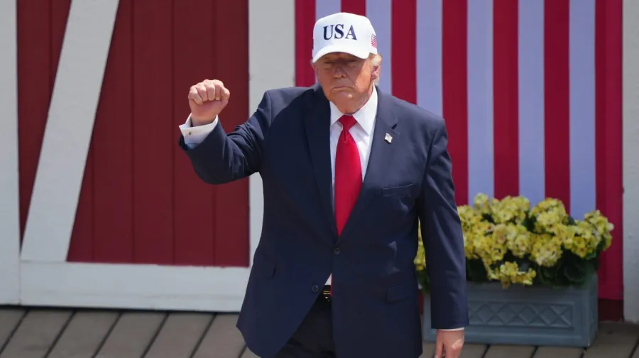 Trump'tan 'Ulusal Deniztarağı Günü' ilanı: Obama ve Biden'a gönderme