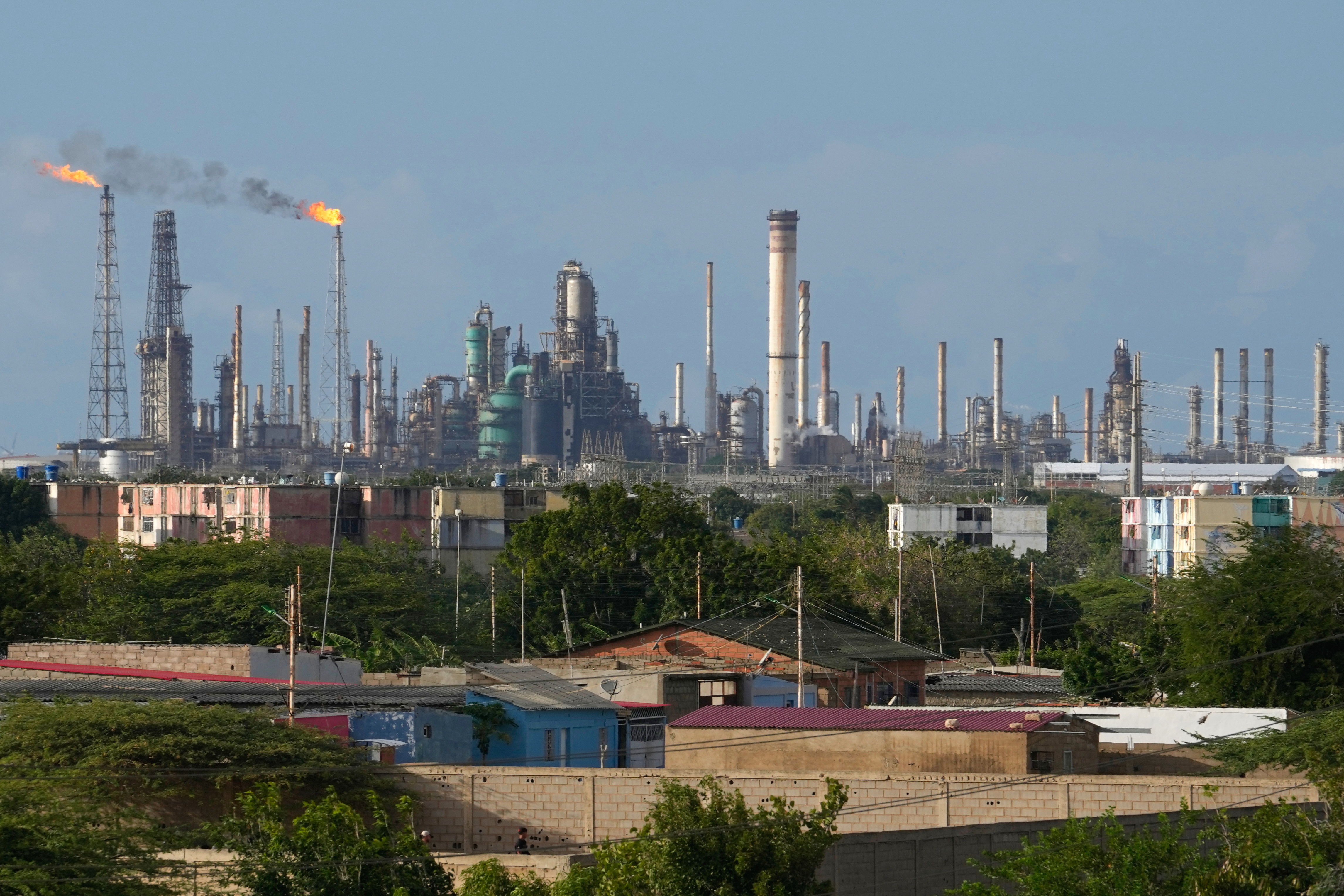 Trump'ın Venezuela Petrol Anlaşması Sonrası Beyaz Saray Detayları Açıkladı
