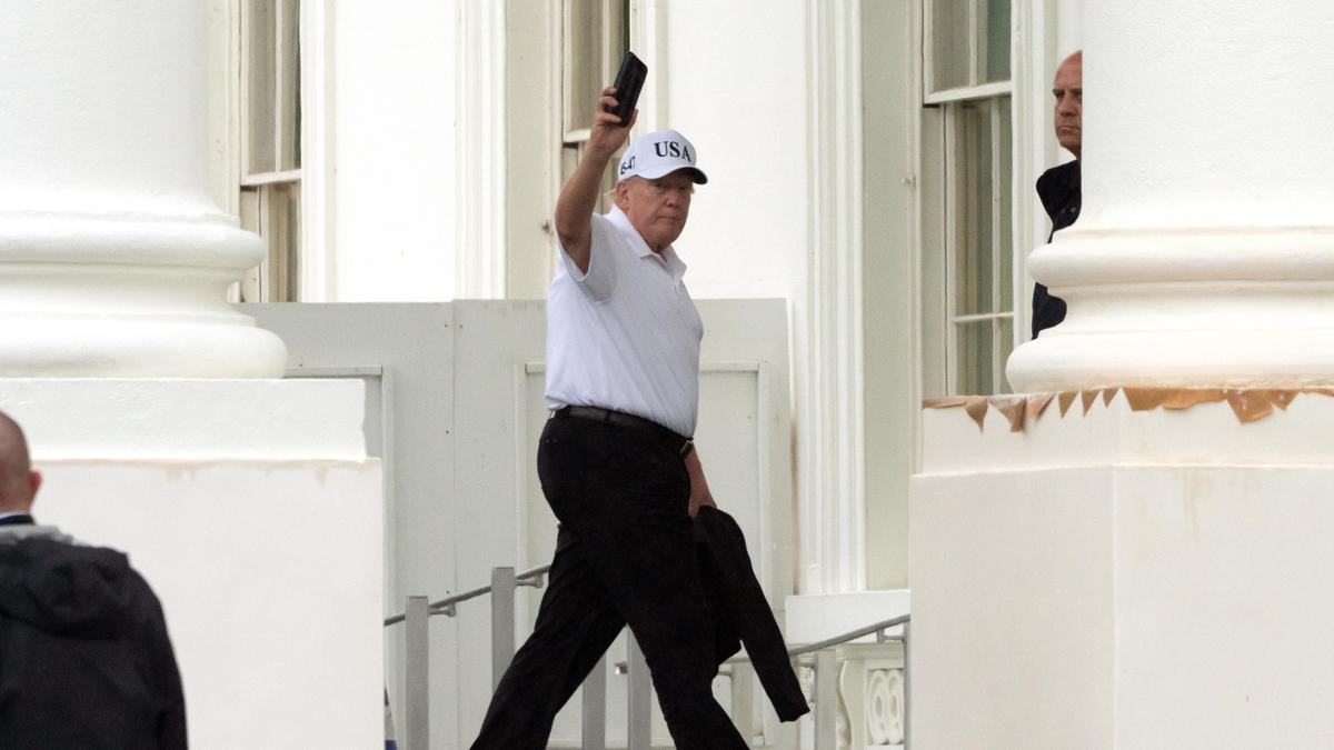Trump: Washington'da halka açık golf sahası inşası eylülde başlayacak