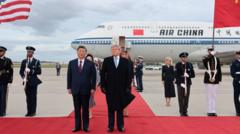 Trump'tan Xi'ye Askeri Uçuşlu Karşılama: "Kırmızı Halı" Mesajı