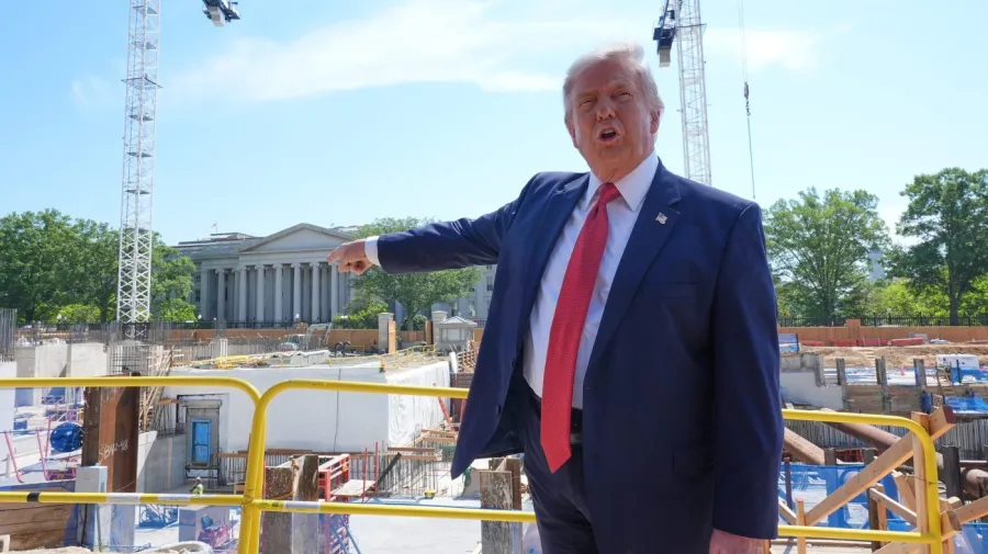 Trump, yeni Beyaz Saray balo salonunu tanıttı: 'Eşi benzeri olmayacak
