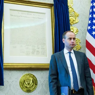 Trump'ın Yeni Beyaz Saray Hukuk Danışmanı Yeminli İfade Krizine Hazırlanıyor