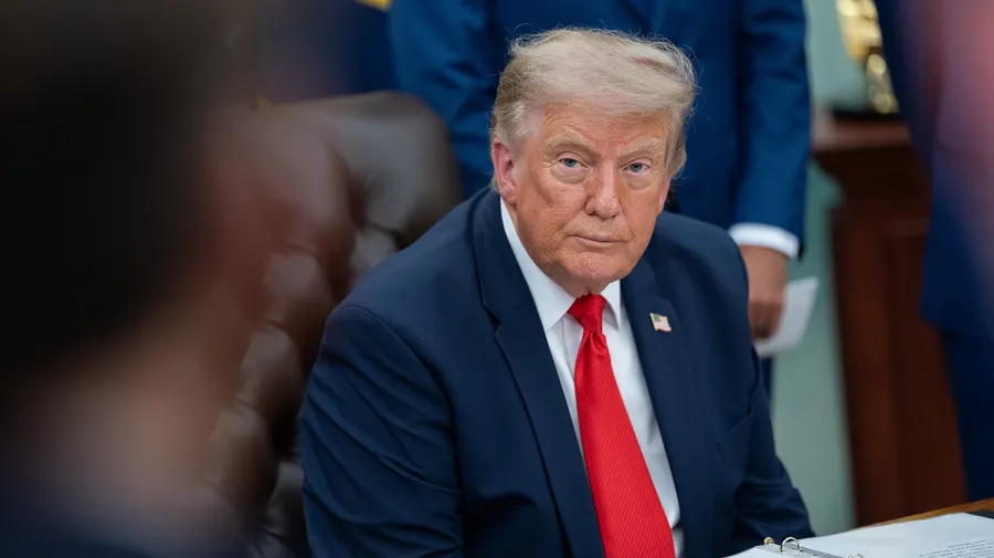 Trump, Yüksek Mahkeme Yenilgilerini Zafere Dönüştürüyor