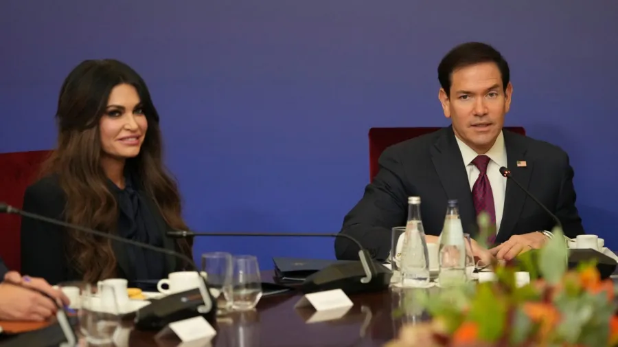 Trump, Yunanistan Büyükelçisi Guilfoyle'u görevden almayı düşünüyor