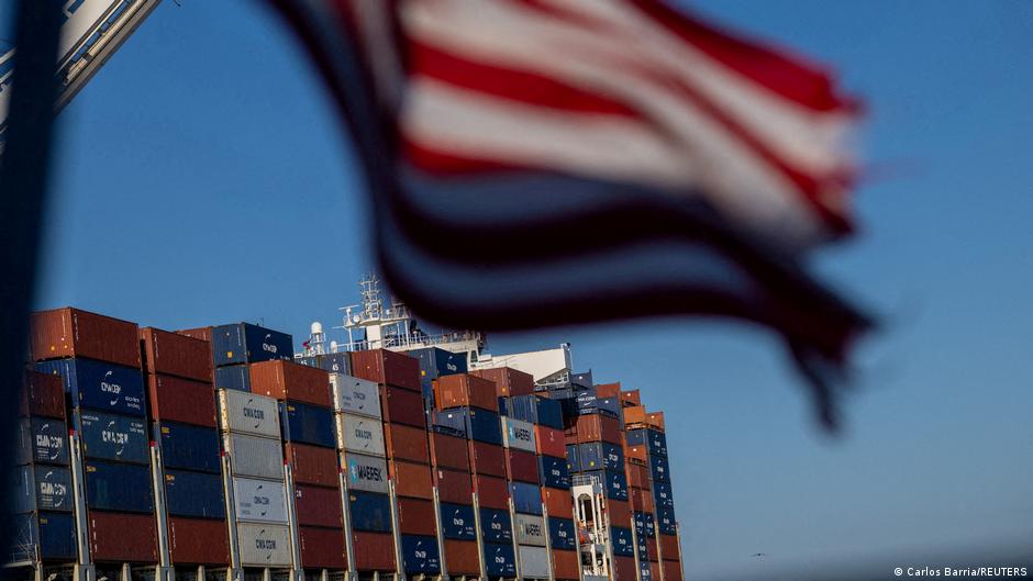 Trump'ın Zorla Çalıştırma Tarifeleri Dünyayı Şaşkına Çevirdi
