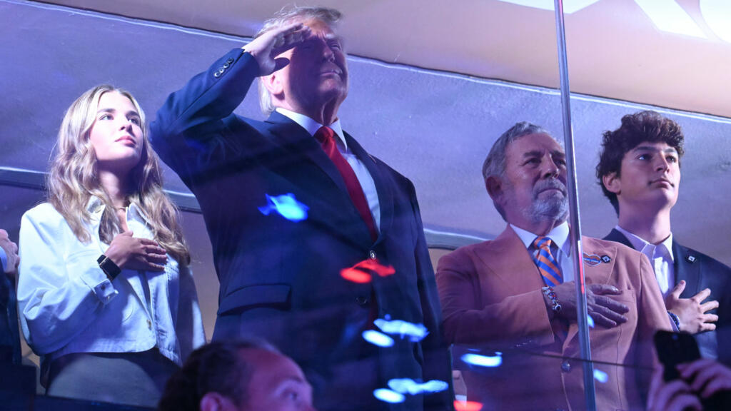 Trump'a MSG'de Soğuk Duş: Spurs Knicks'i Yenerken Başkan Yuhalandı
