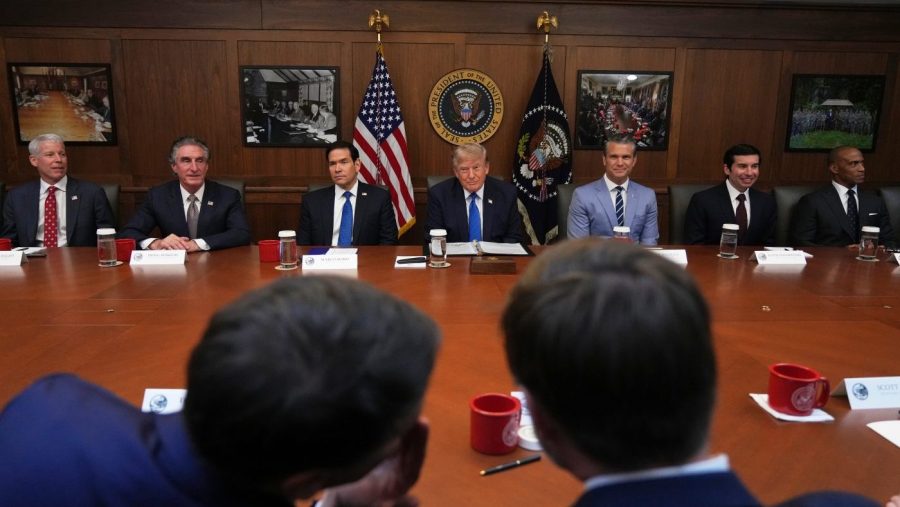 Trump’ın 13’ü Cuma Günü Bakanlar Kurulu Toplantısı