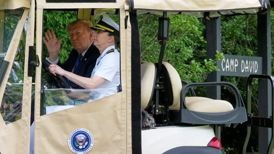 Trump'ın golf sahasında hava sahası ihlali: NORAD iki uçağı önledi