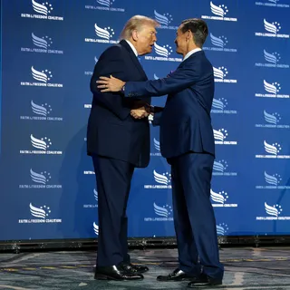 Trump'ın 'Komünist' mesajı: Ara seçim stratejisi