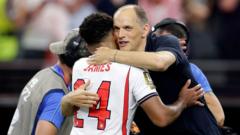 Tuchel, James'in sakatlığı sonrası bek tercihlerini savundu