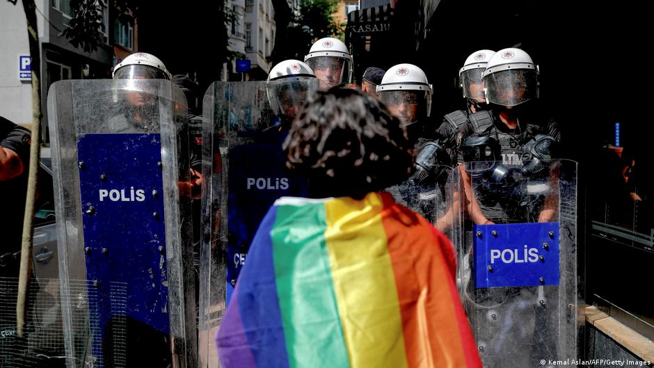 Türkiye'de LGBTQ+ Baskısına AB ve Hak Gruplarından Tepki