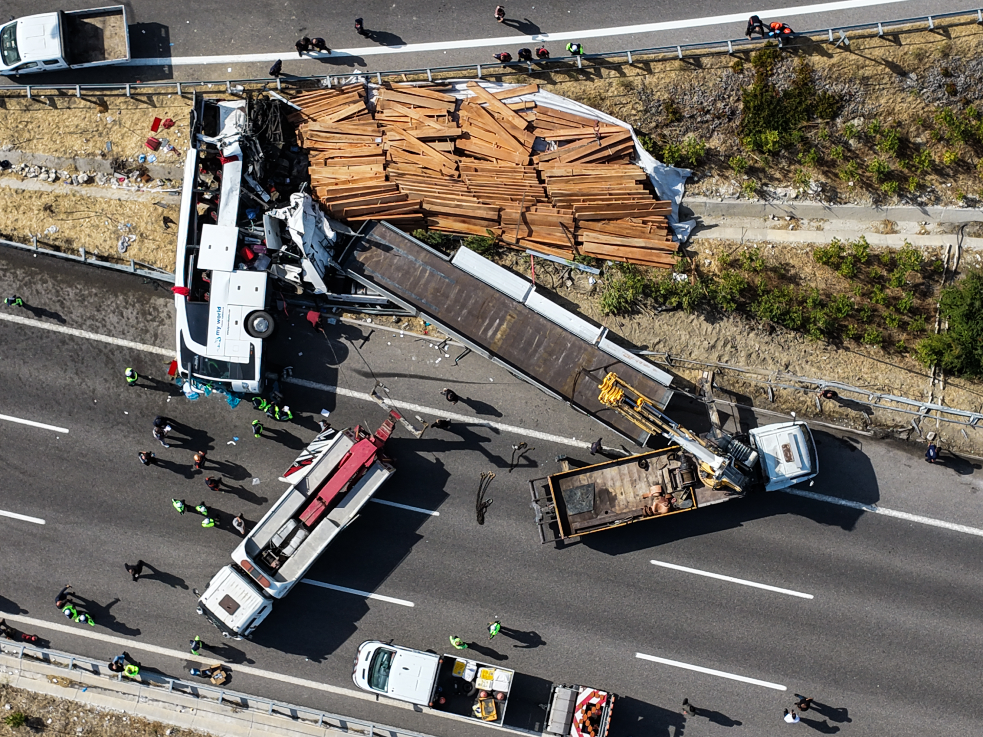 Türkiye'de otobüs kazası: 11 ölü, 27 yaralı