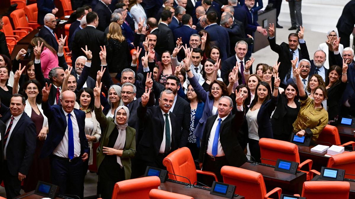 Türkiye'nin Kürtlere Yönelik Yeni Af Yasa Tasarısı: Detaylar ve Tartışmalar