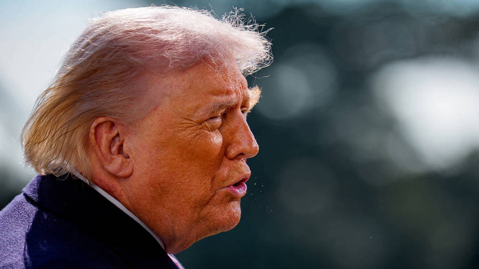 Turuncu Haydut: Trump ABD'yi Nasıl Soyuyor