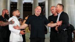 UFC öncesi Lincoln Anıtı'nda gerginlik: Topuria, Gaethje'yi itti