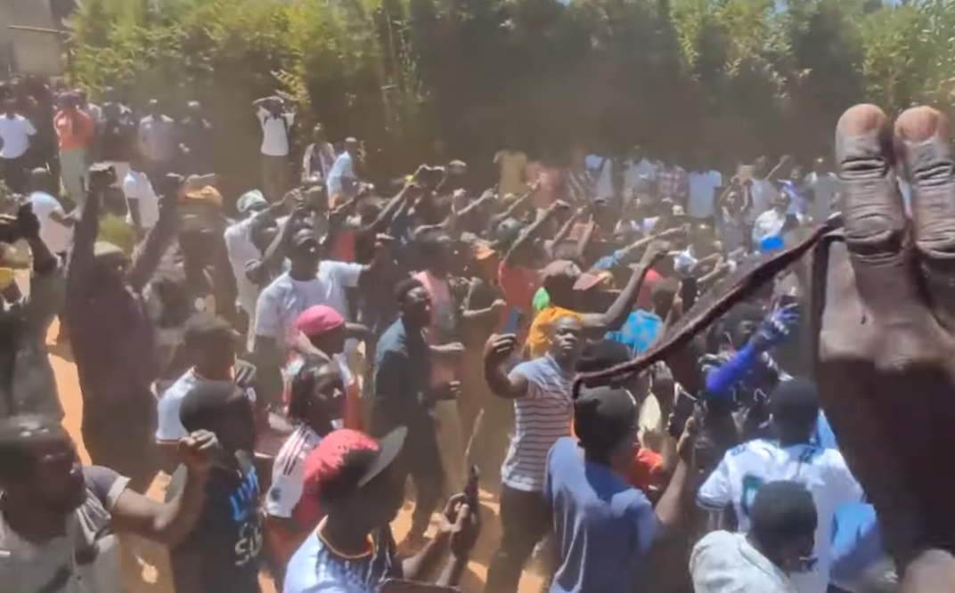 Uganda'da Basına Sıkıyönetim: Ordu Komutanı Bağımsız Medyayı Kapattı