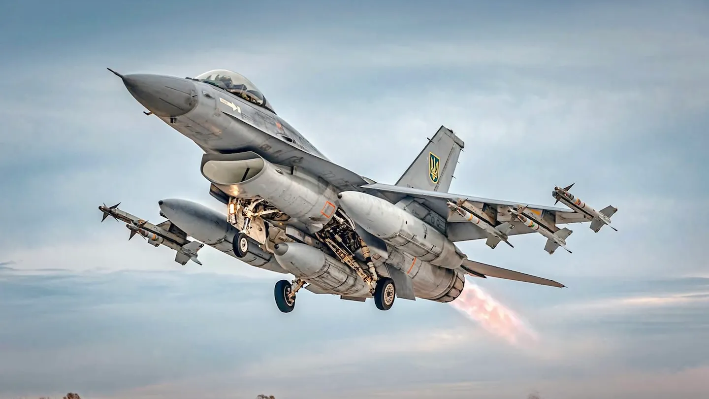 Ukrayna’nın F-16’sı Rus Savaş Uçağını Düşürdü: ABD’li General Doğruladı