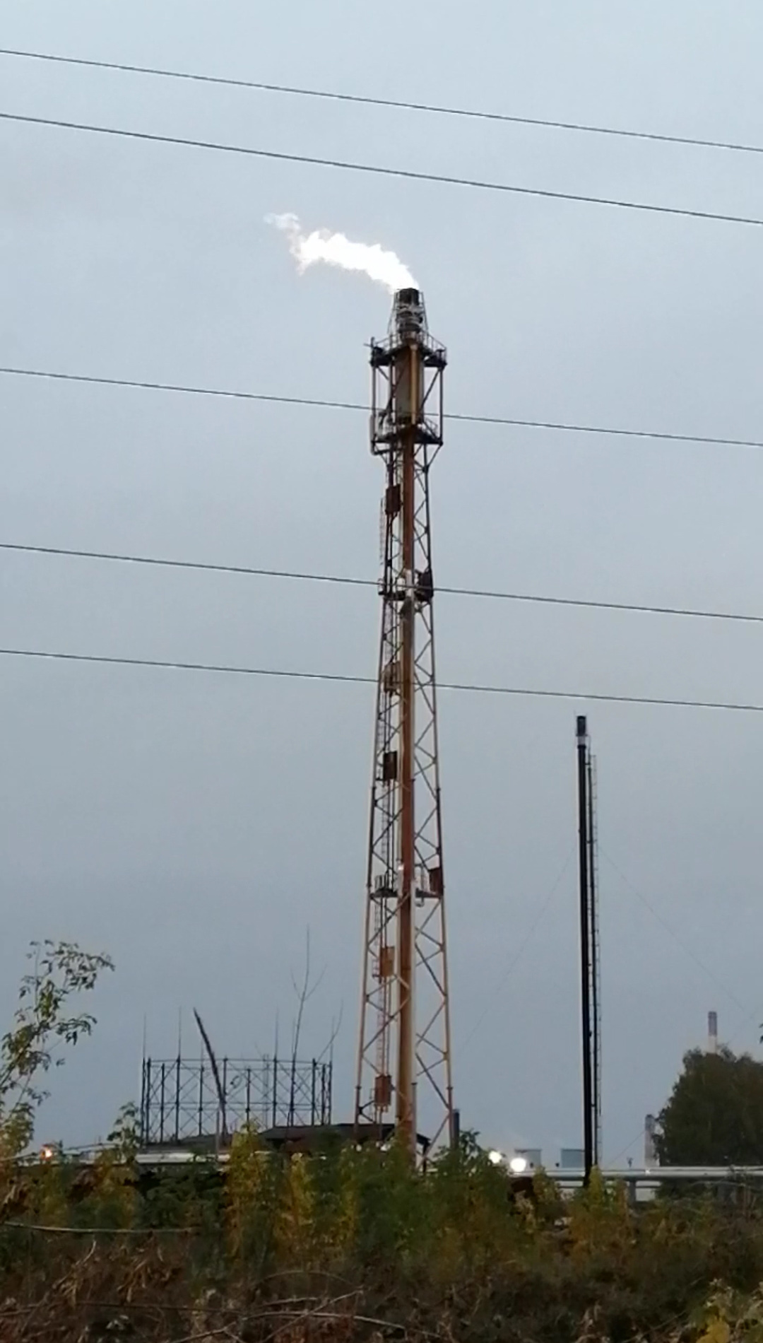Ukrayna İHA Saldırıları Sonrası Rus Sanayi Tesislerinde Yangınlar