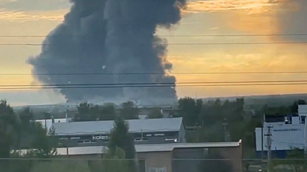 Ukrayna İHA'ları Rusya'da 10 Kişiyi Öldürdü, Ozon Deposu Vuruldu