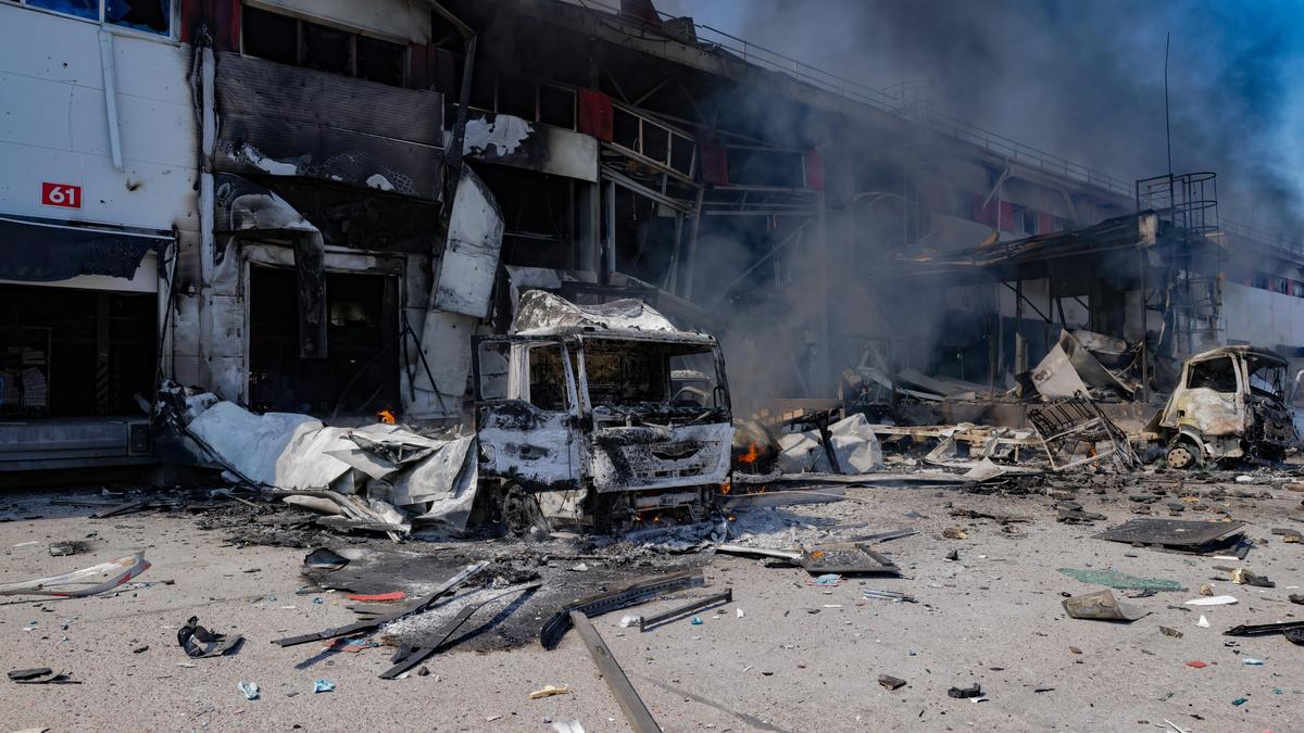 Ukrayna Rusya'nın Birçok Bölgesini Vurdu: 8 Ölü