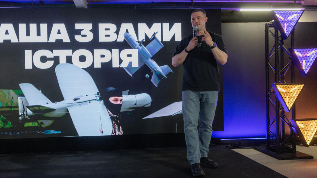 Ukrayna'nın Genç Savunma Bakanını Zorunlu Görevden Alınmasına Yol Açan Süreç